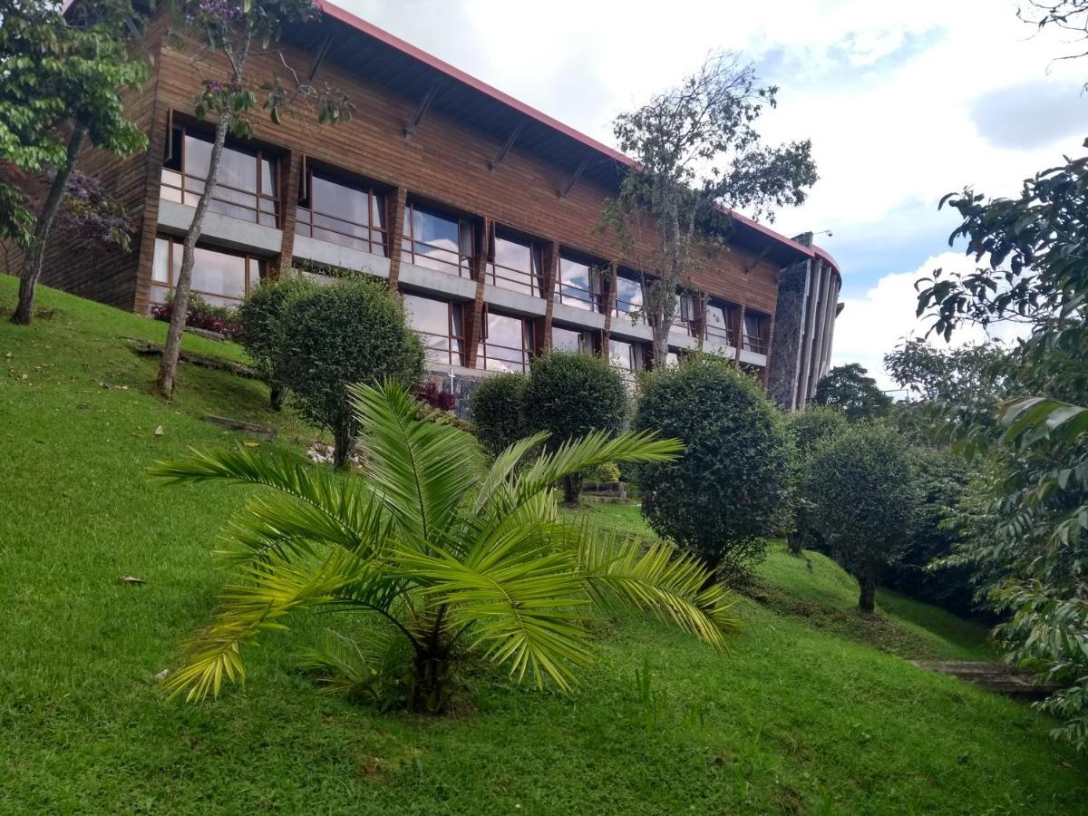 Hotel Piedras Blancas - Comfenalco Antioquia 과르네 외부 사진